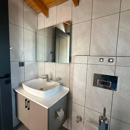 Zeytince Doga Evi Habitación en casa particular *
